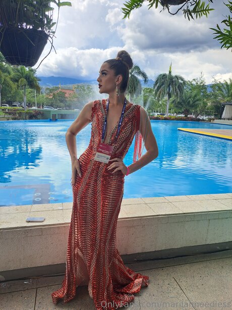 Mariiahneedless onlyfans sex