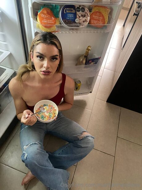 Mariiahneedless onlyfans porn