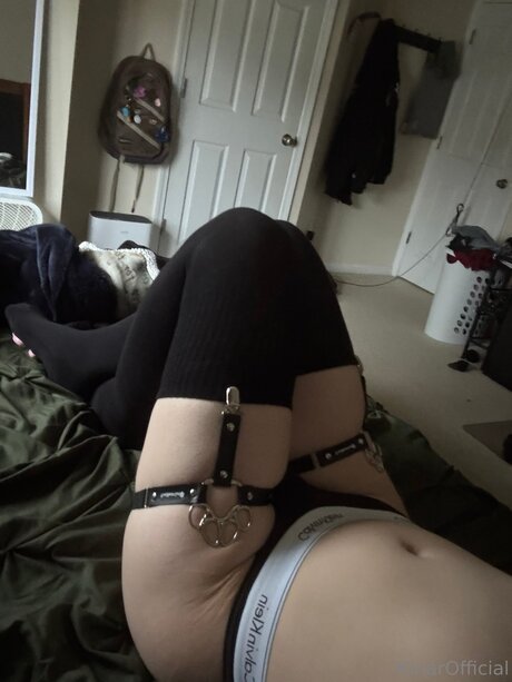 Kinarofficial onlyfans public photos