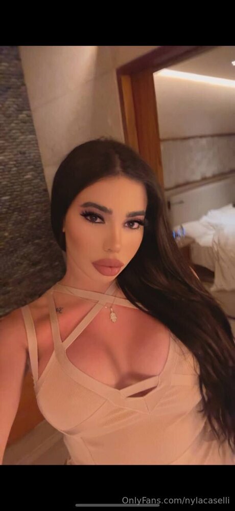 Nylajade desnuda onlyfans