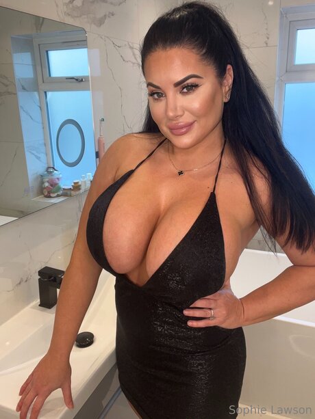 Sophie Lawson X leaked onlyfans