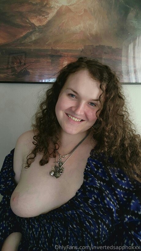 Invertedsapphoxxx onlyfans nudes leaked