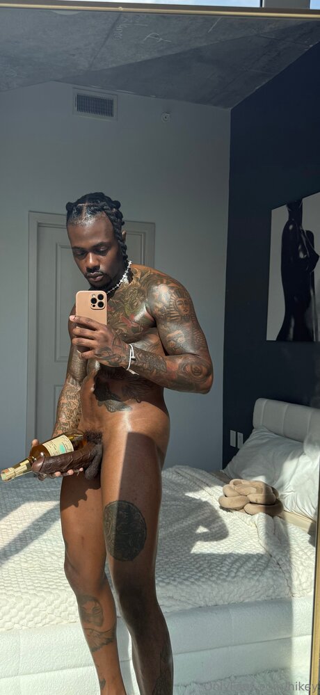 Hikey nude on onlyfans