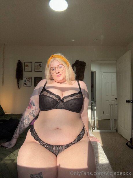 Vicjadexxx onlyfans free