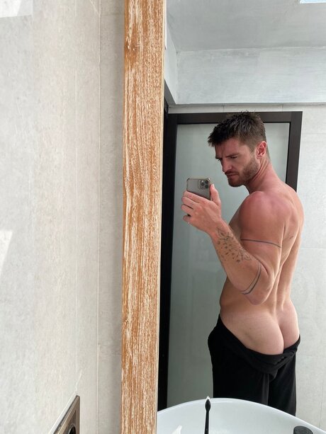 Freeboygym ass onlyfans