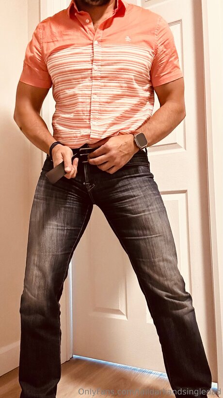 Talldarkandsingledad sexy onlyfans