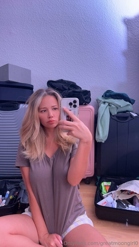 Greatmoongirl0 leaked onlyfans naked