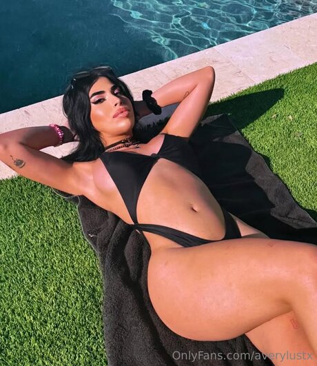 Averylustx desnuda onlyfans