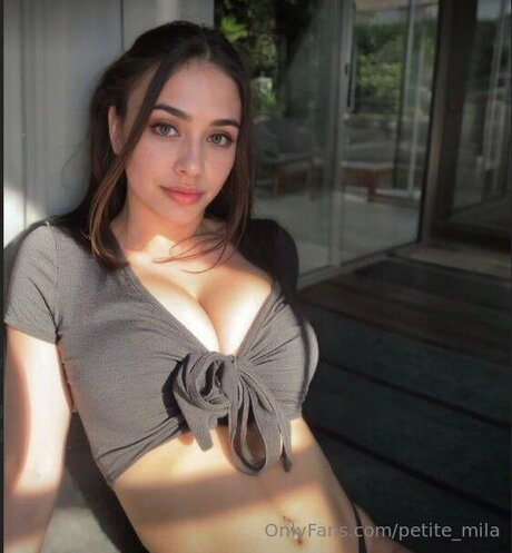 Petite Mila nudes onlyfans leak