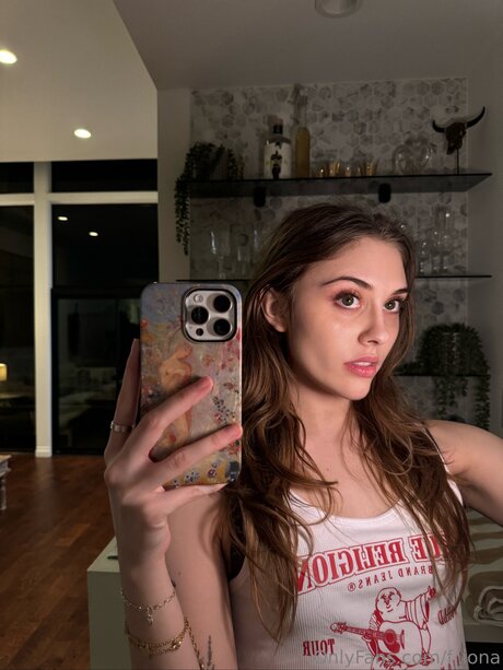 F Iona free onlyfans