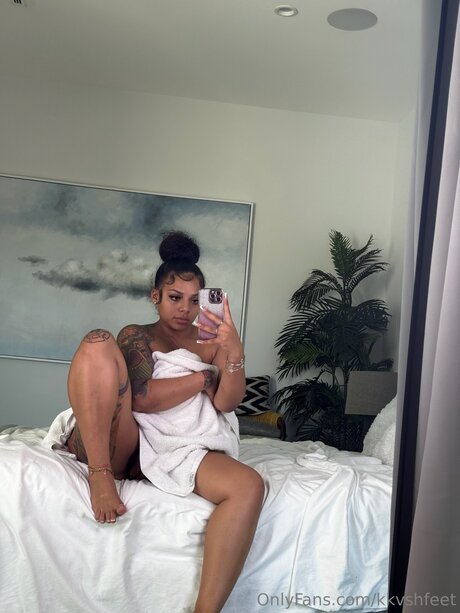 Kkvshfeet only fans photos