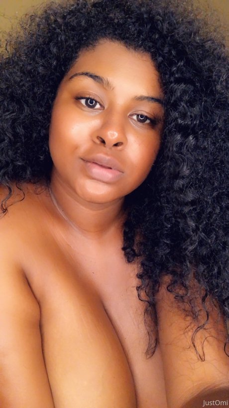 _Omi Stark nude onlyfans leak