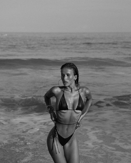 Alice Shilamka_ onlyfans nude pics