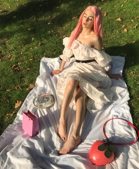 Mina Bell_ onlyfans naked pics