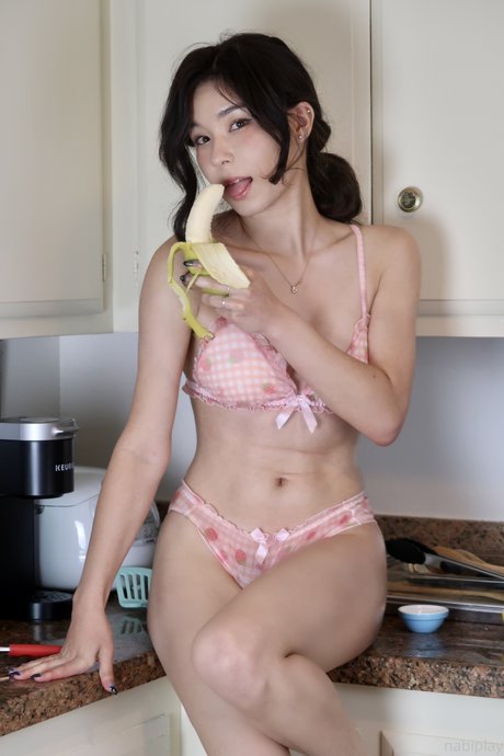 curvy star onlyfans free nude plate