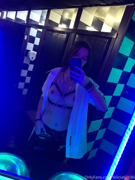 Felicia vina onlyfans explicit content