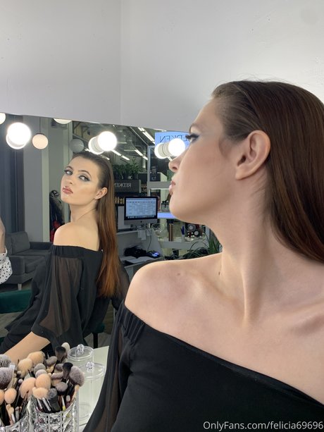 Felicia vina  visuals