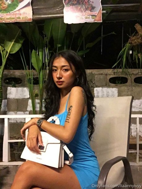 Lia Ivy tits onlyfans