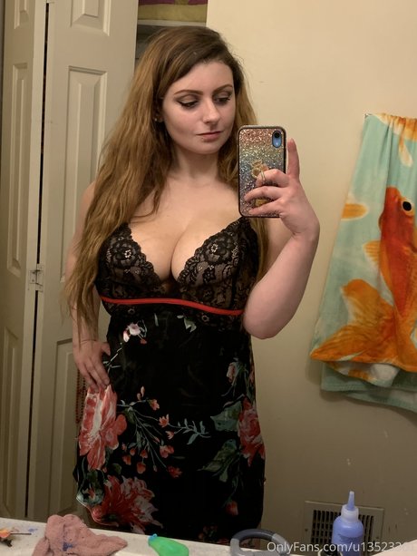 Chloe Rose_ onlyfans