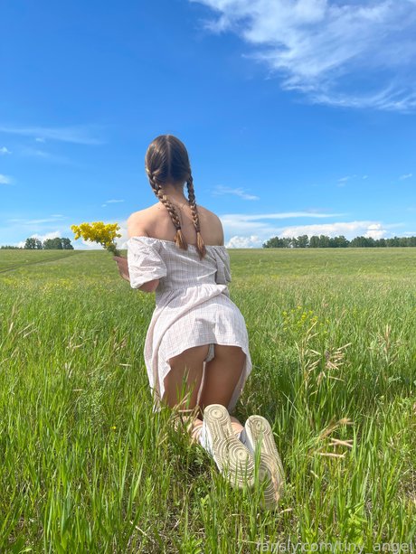 Tinyangelx_ leaked nude onlyfans