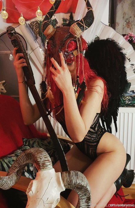 Avery Mia porn leaked onlyfans