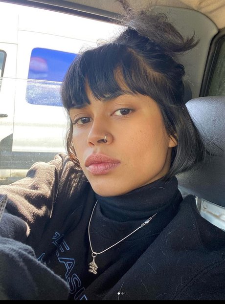 Riya Hamid_ onlyfans content type