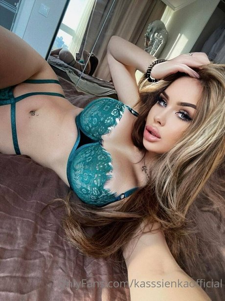 gym girls onlyfans exclusive depiction