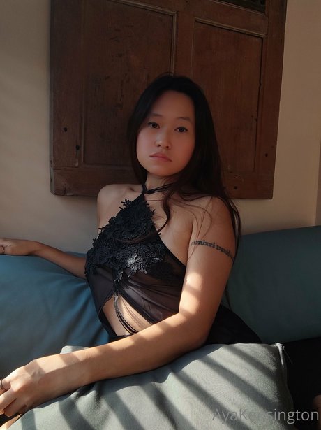 Aya Kensington  print