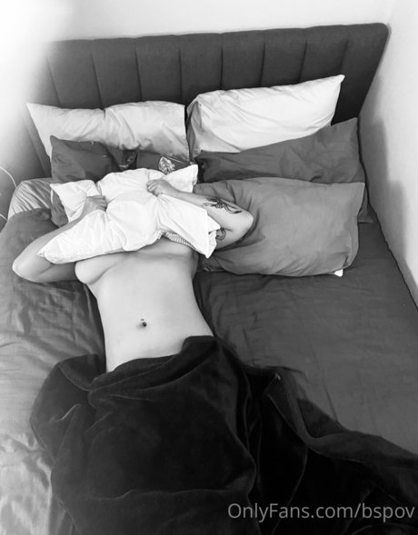 Bellaalouise free onlyfans