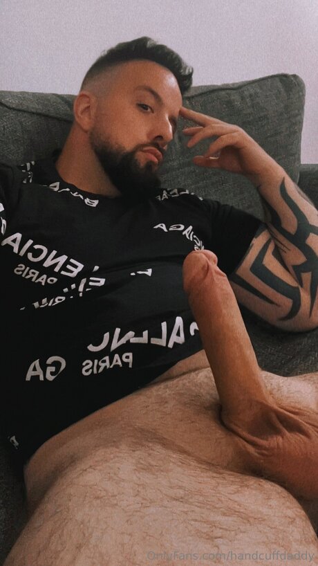 Handcuffdaddy onlyfans leak nude