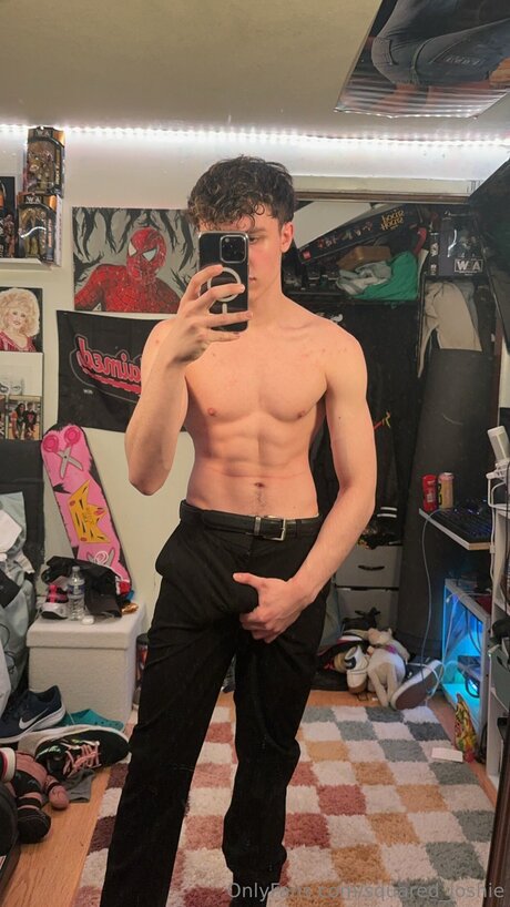 Squared Joshie onlyfans free content