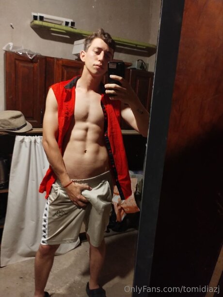 Tomidiazj onlyfans leaks.
