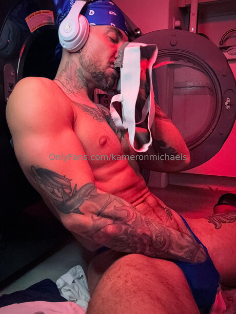 Kameronmichaels onlyfans naked pics