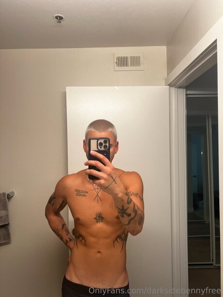 Darksidebennyfree onlyfans leaked nudes