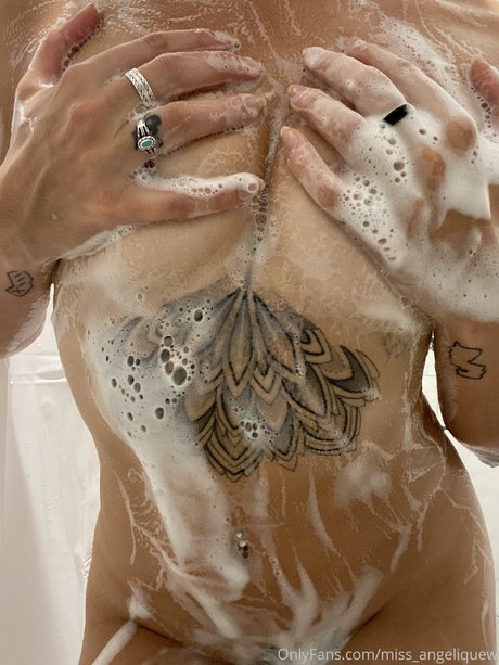 Miss Angelique W leaked onlyfans