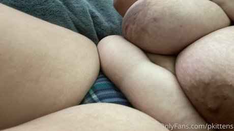 spreading onlyfans beautiful porn shots