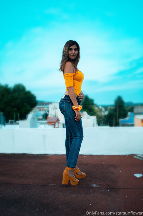 hands onlyfans beautiful xxx portrayal