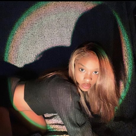 Little Me sexy onlyfans