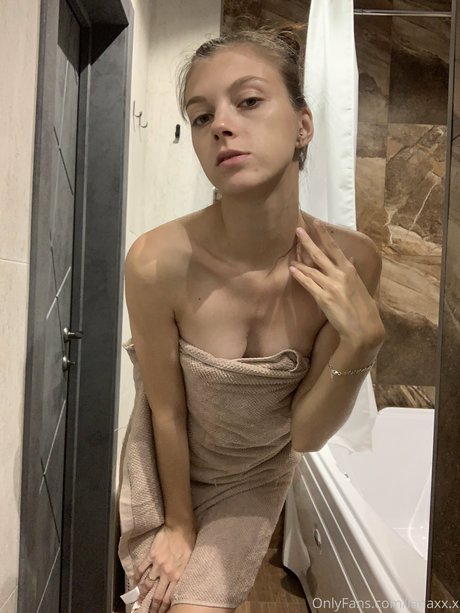 Lana Lanaxx X onlyfans leak nude