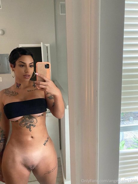 Ava Alita on onlyfans