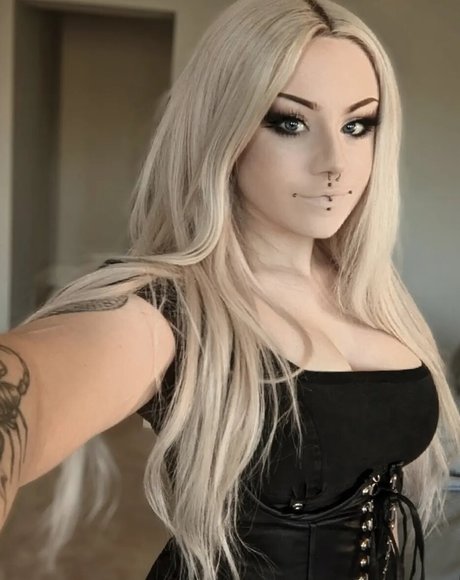 Spoopybeans_ onlyfans photo