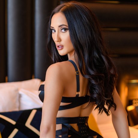 Chloe Amour onlyfans.