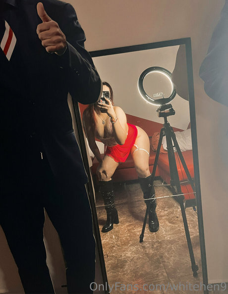 White Hen naked onlyfans leaks