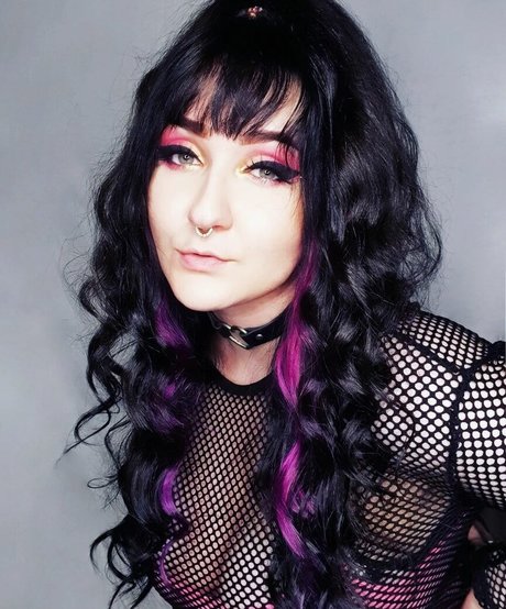 Zuzu Cosplay nude only fans