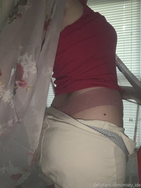 Misty Ide Bloodlustelf onlyfans model images