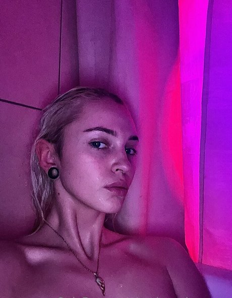 Regina Sahar onlyfans leaked pics