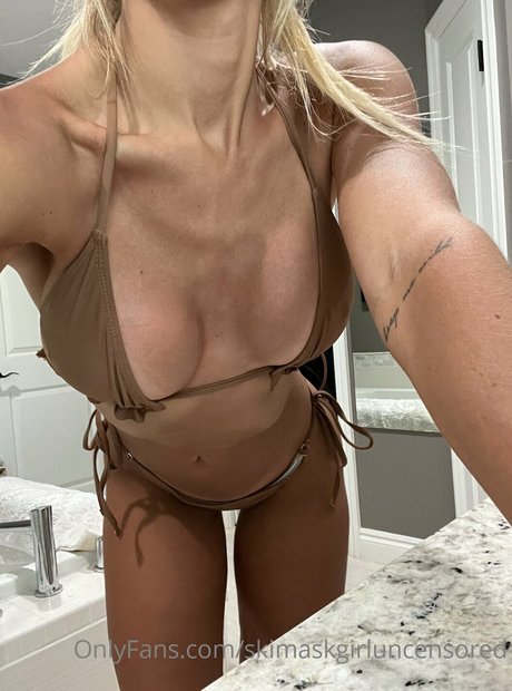 Briana Armbruster_ onlyfans lesk