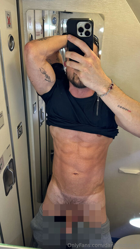 Danielsoldiers onlyfans desnuda