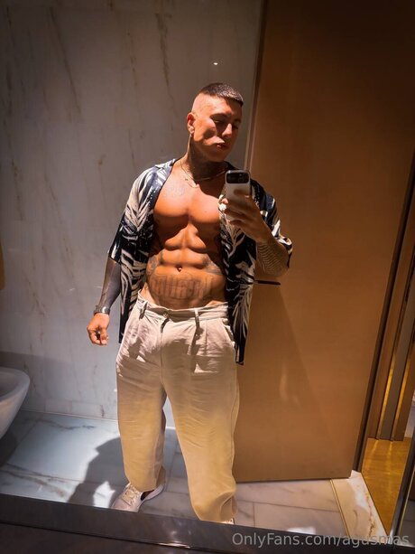 trans free onlyfans hot sexy depiction