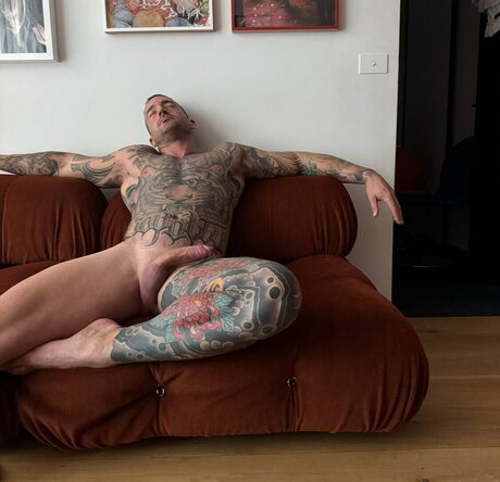 Aussiemenexhibit only fans xxx